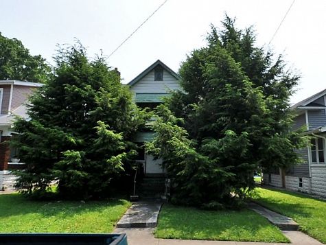 711 CECIL AVE